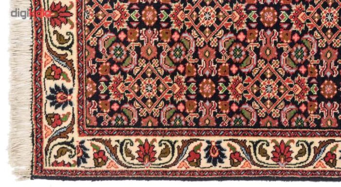 Hand-woven carpet with a length of two and a half meters, Persia Code 102286