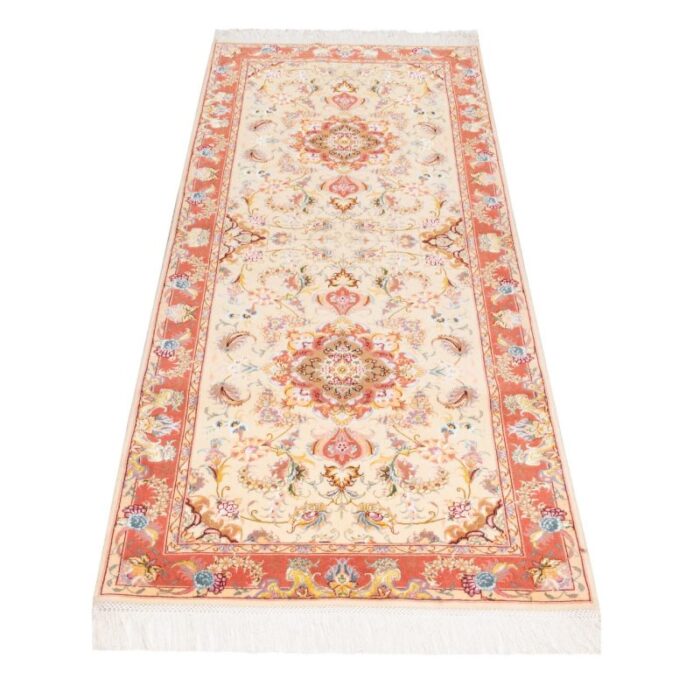 Handmade carpet with a length of two and a half meters C Persia Code 152105