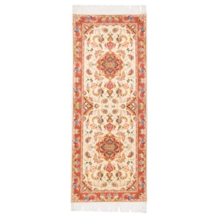 Handmade carpet with a length of two and a half meters C Persia Code 152105