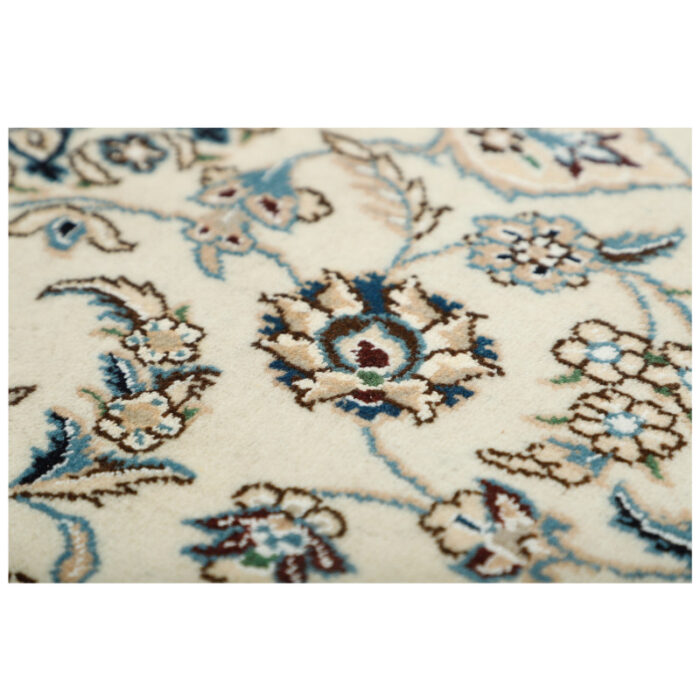 One and a half meter hand-woven carpet, Nain silk flower model, code n543031n