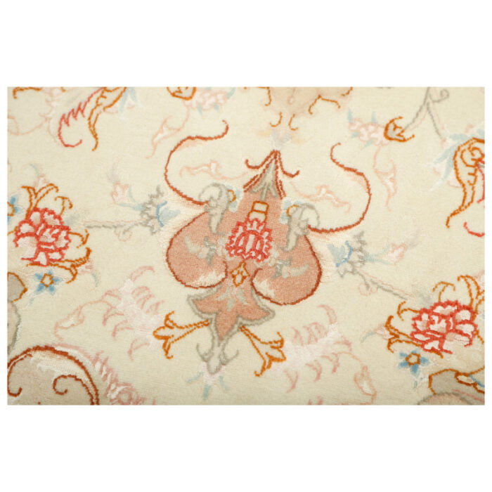 Hand-woven carpet of half and half, Tabriz silk flower and silk model, code h112