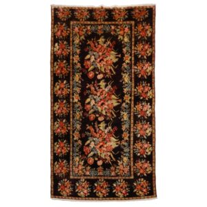 Old handmade carpet four and a half meters C Persia Code 156045