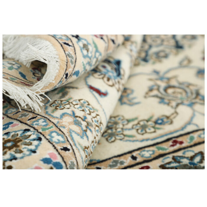 One and a half meter hand-woven carpet, Nain silk flower model, code n543042n