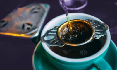 Verbessern Sie die Verdauung durch den Verzehr von schwarzem Tee