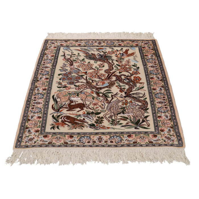 1 m² handwoven rug with hunting pattern, code 1402915