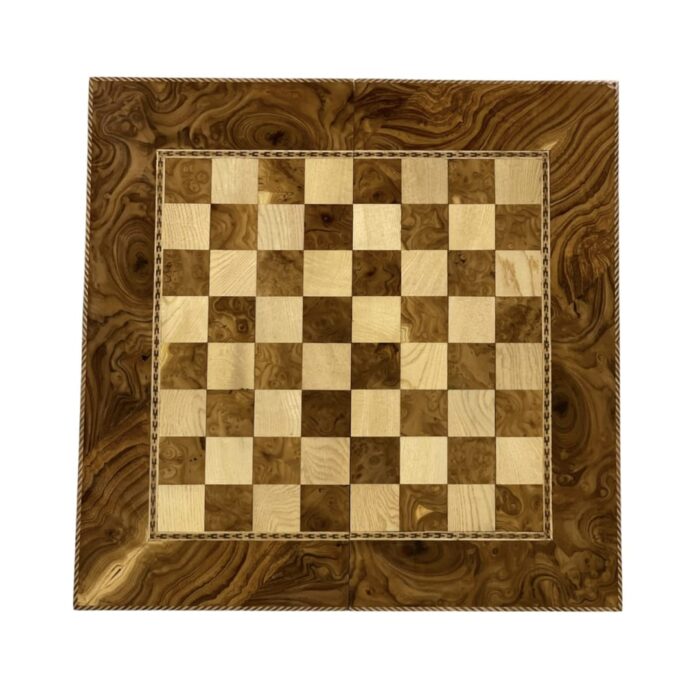 Backgammon and chess, elder wood knot, Alma design