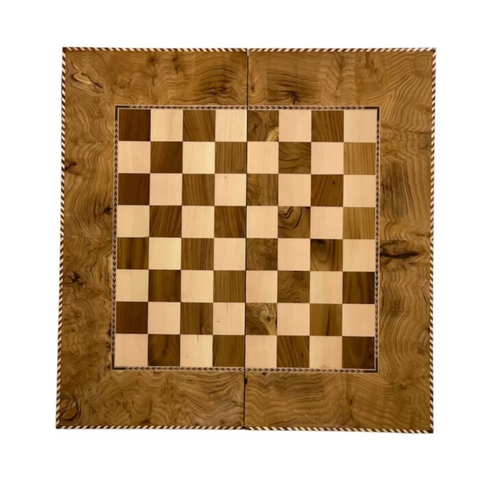Backgammon and chess, elder wood knot, Zeus design