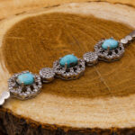 Women’s silver Nishaburi turquoise bracelet with a beautiful design