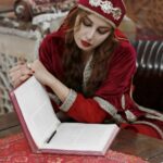 Traditional Persian wedding dress set - Image 3