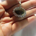 Engraved Silver Hematite (Hadid) Pendant with Surah Al-Kawthar - Image 3