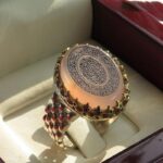 Engraved Pink Agate Silver Ring with Watch style & Surah "An-Nas" - Image 2