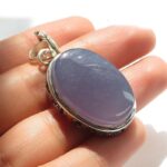 Handcrafted Silver Pendant with Blue Yemeni Agate, Engraved with Surah "Al Ikhlas" - Image 2