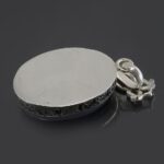 Handcrafted Silver Pendant with Blue Yemeni Agate, Engraved with Surah "Al Ikhlas" - Image 4