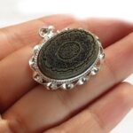 Jade Silver Necklace Featuring Surah "Al Fatiha" Engraving - Image 4