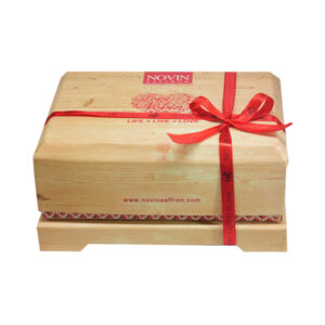 Traditional Tea Gift Box – Rose & Green Tea + Crystal Candy