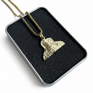 Cyrus the Great Tomb Necklace – Tribute to Iranian Legacy