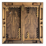Doppelspiel-Walnuss Backgammon & Schachbrett – Handgefertigter Luxus, 70cm Edition