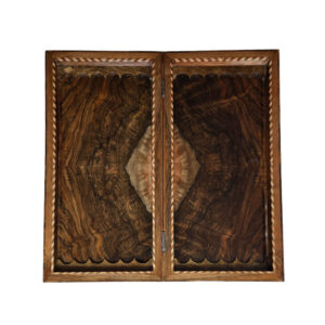 Dual-Play Board in Persian Walnut – Chess + Backgammon, Handcrafted, 50 cm