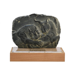 Lion Attacking Bull Sculpture – Persepolis Dynastic Emblem Replica Relief