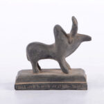 Marlik Bull Figurine – Resin Sculpture Inspired by Ancient Gilan Highland Discovery - Image 2