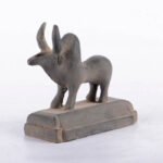 Marlik Bull Figurine – Resin Sculpture Inspired by Ancient Gilan Highland Discovery - Image 3