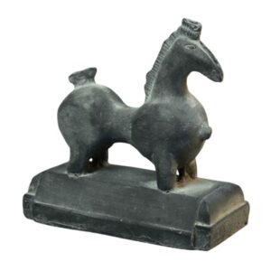 Marlik Bull Sculpture – Ancient Iranian Figurine Inspired by Gilan’s Finds