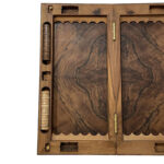 Premium doppelseitiges Wurzelholz-Backgammon & Schach-Set – Hartwachs-Finish – Bild 3