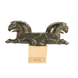 Twin Eagle Capital Sculpture – Persepolis-Inspired Resin Replica with Patina Finish