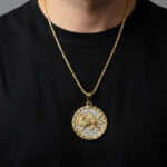 Luxury Golden Shir o Khorshid Necklace – Round Gemstone - Image 2